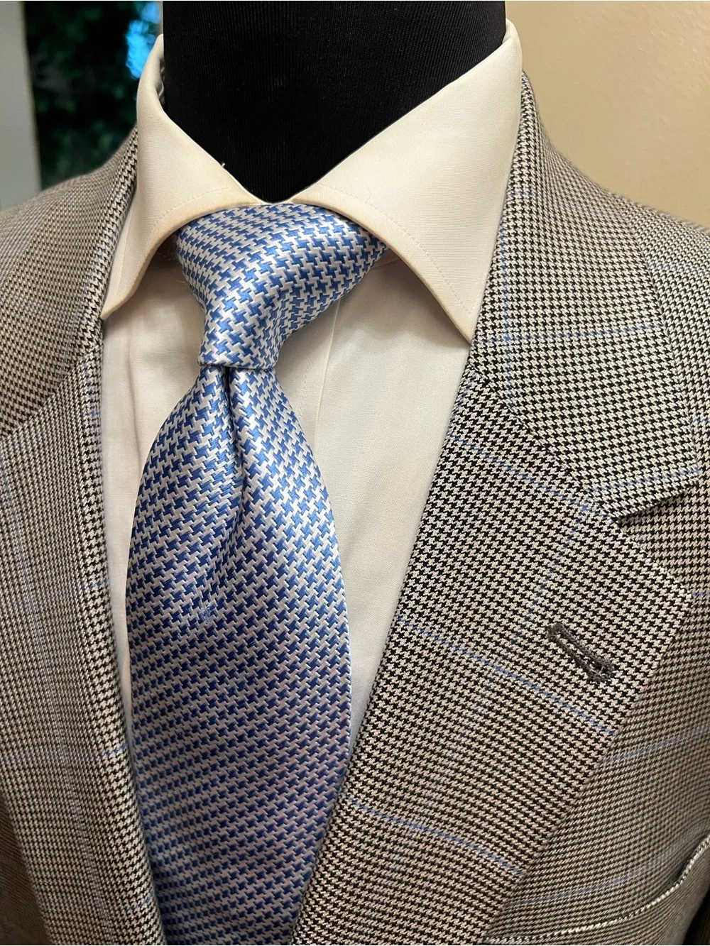 Jos A Bank Signature Collection Prince of Wales Sport Coat Blazer Gray Men 48L